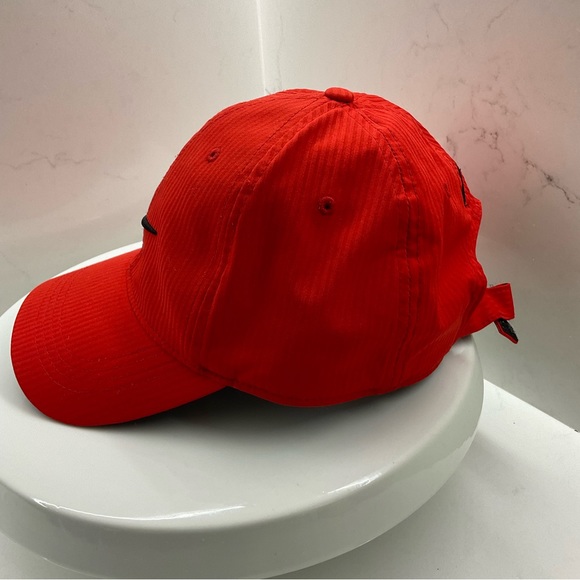 Nike Golf red strapback lightweight hat one size - Picture 2 of 7